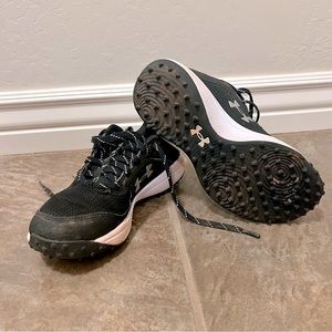 Youth Under Armour Turf Cleats, size 3